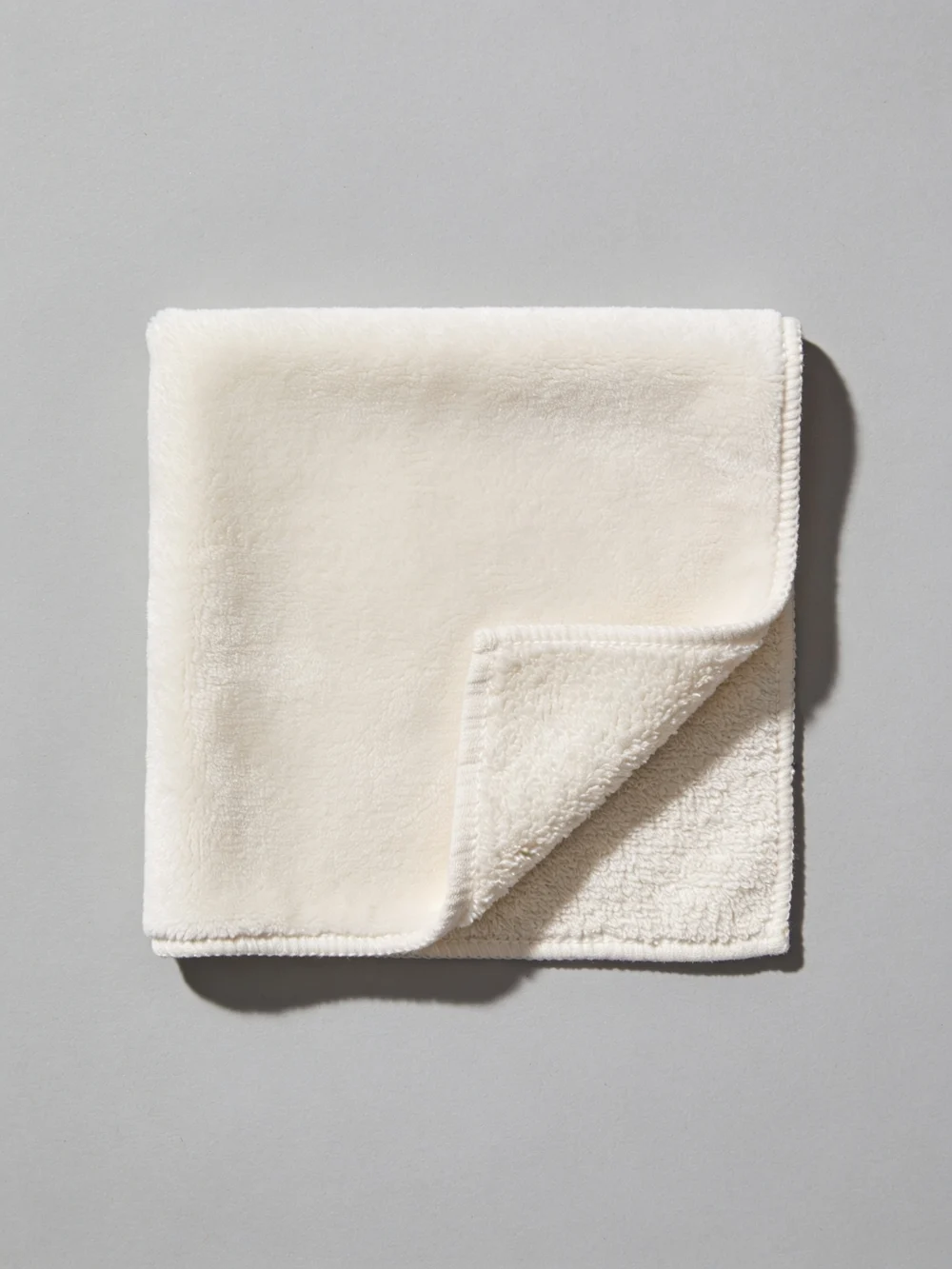 Velour face training towel — 100% cotton; sheared velour face and terry reverse